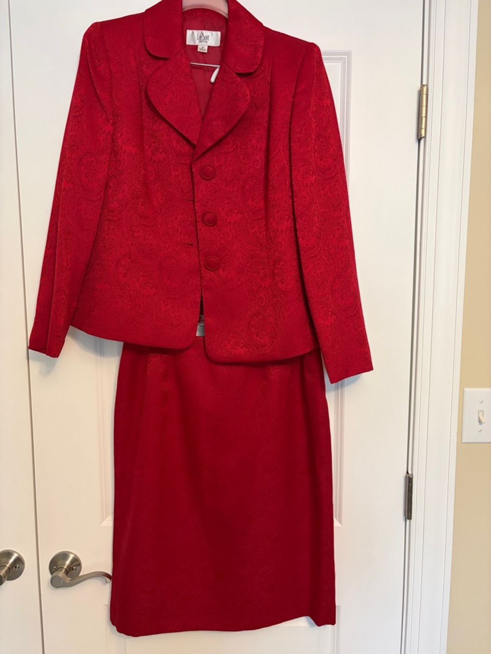 Le Suit Red Paisley Jacquard Blazer & Skirt Set